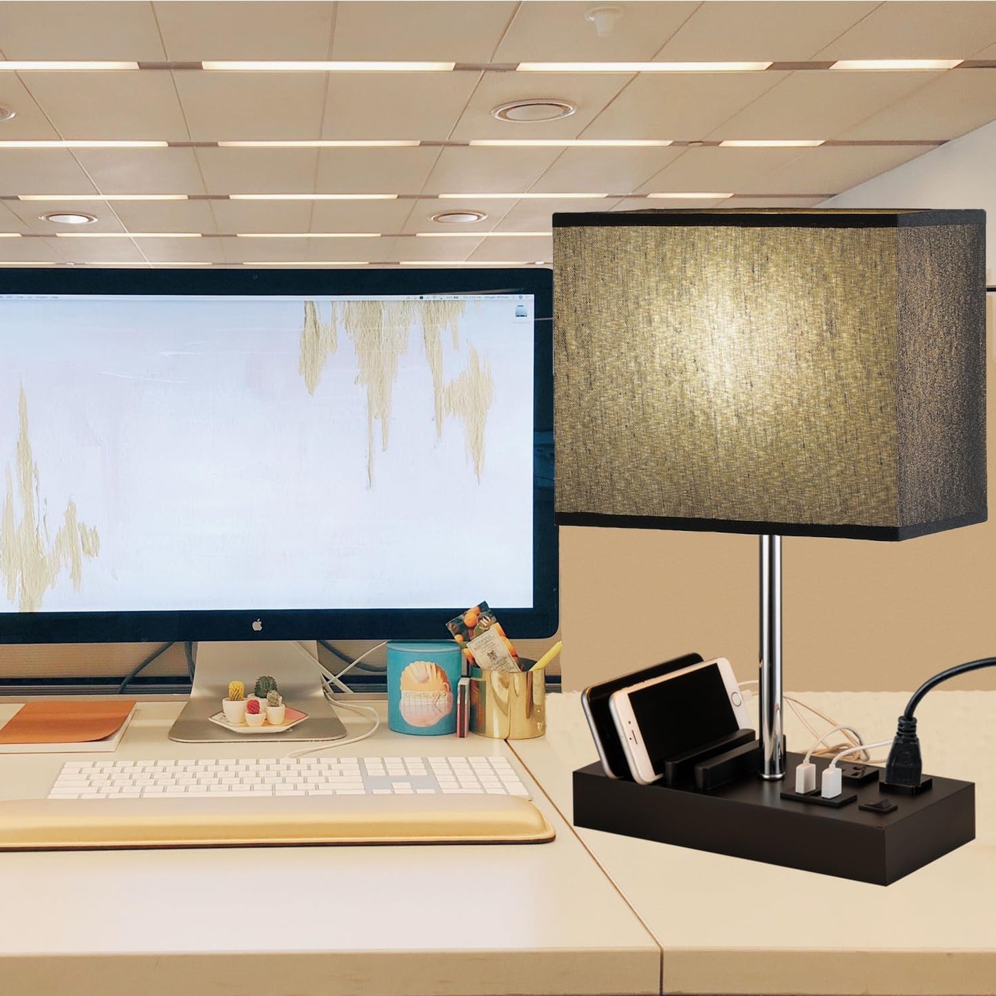USB Table Lamp, Multi-Functional Desk Lamp with 2 AC Outlets, Bedside Lamp with 3 USB Charging Ports and Wooden Phone Stands, Nightstand Lamp for Bedroom, Livingroom, Office, Black Shade